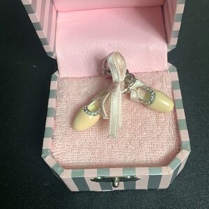 ‼️SALE‼️Juicy Couture C Ballet Slippers Silver and Pink YJRU3794 NWT